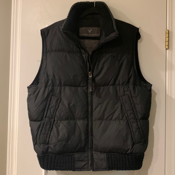 Mens American Eagle Down filled black Vest Size L - Picture 1 of 5